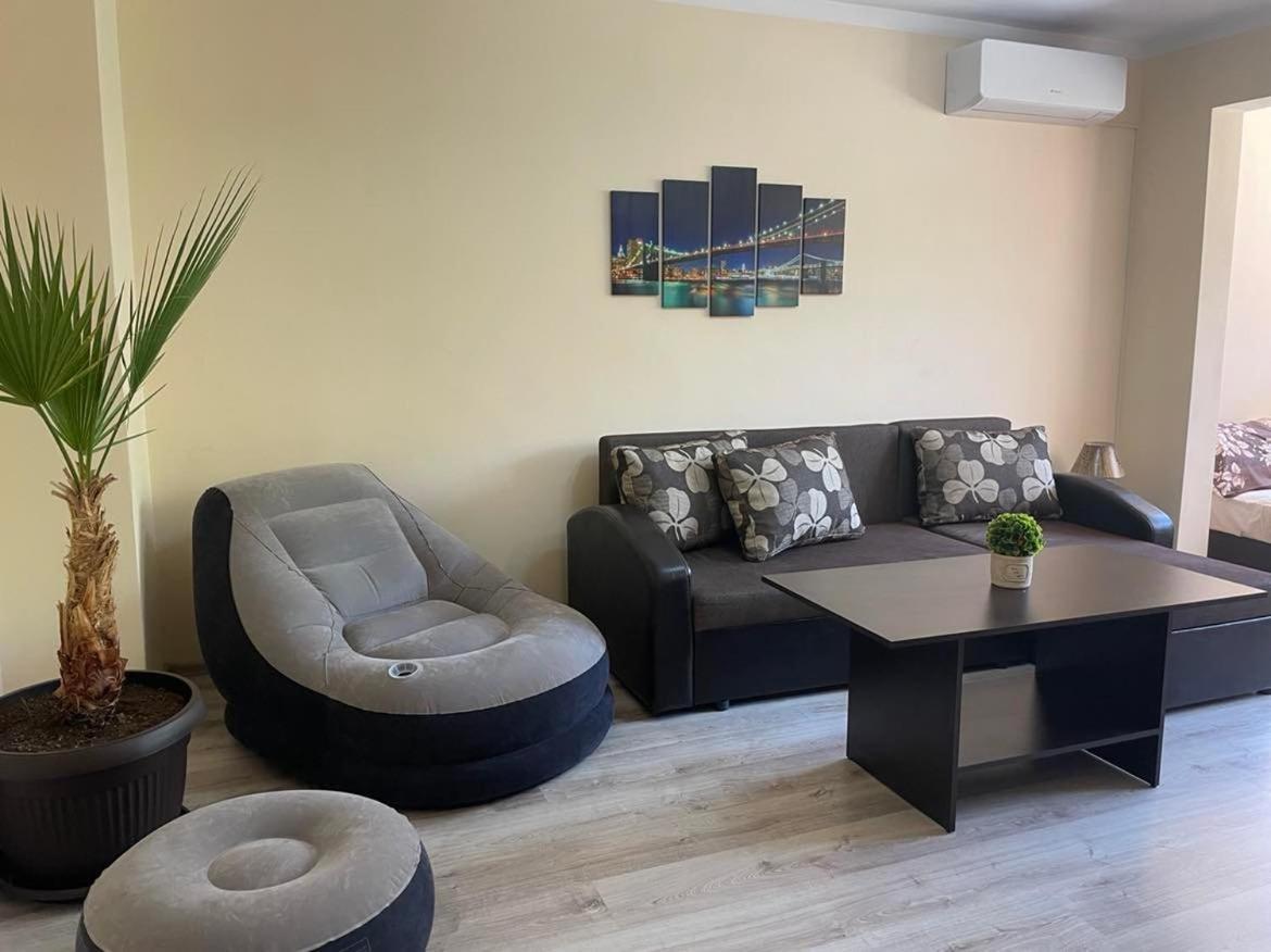 Апартаменты Apartament Emaia Девин Экстерьер фото